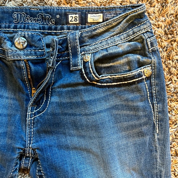 Miss Me Mid Rise Signature Boot Jean - Picture 3 of 8